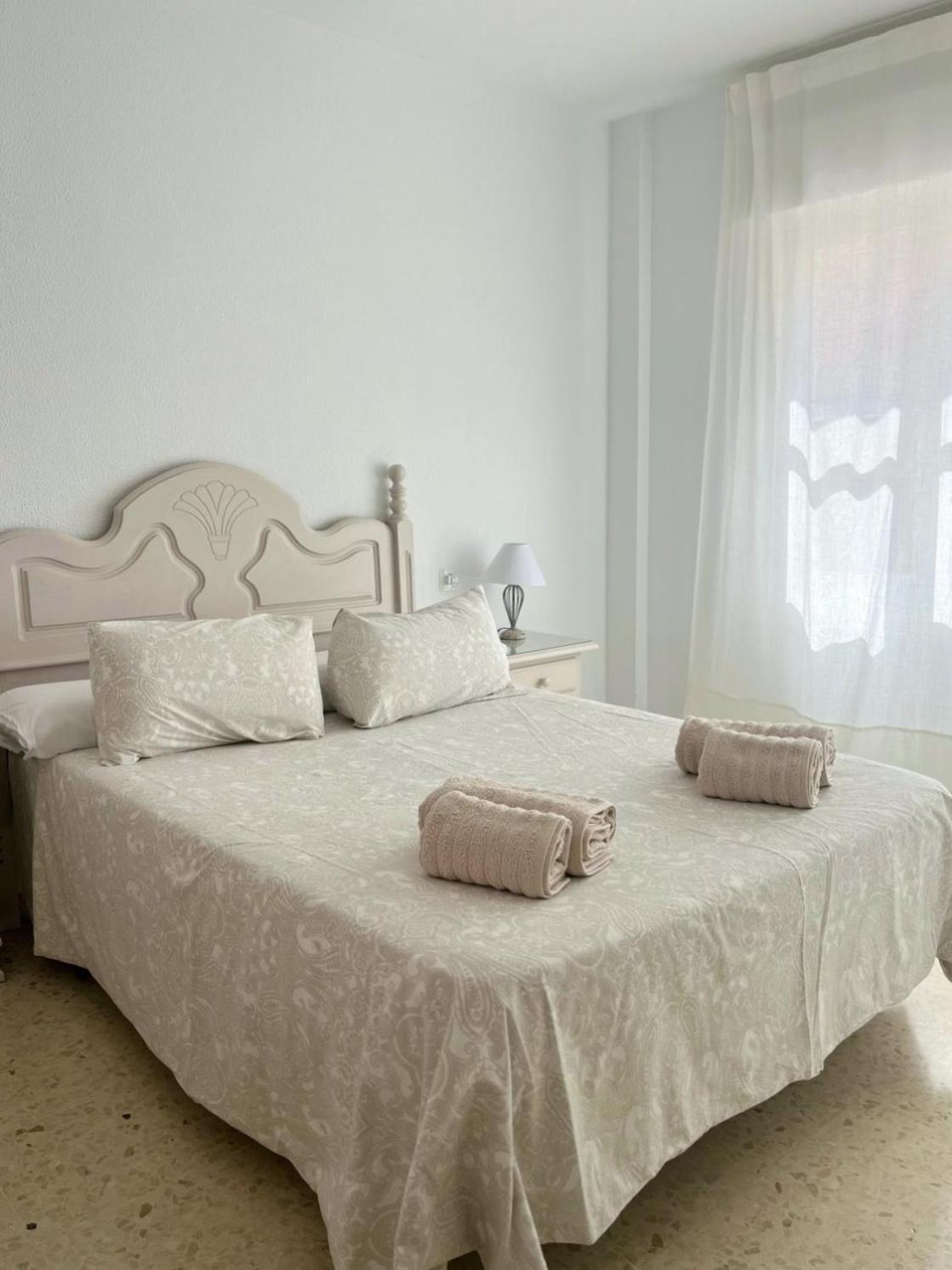 Carmelilla Playa Apartment Almunecar Ngoại thất bức ảnh
